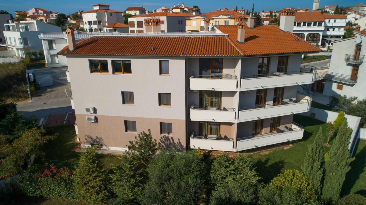 Apartments Oliva Premantura Exteriér fotografie